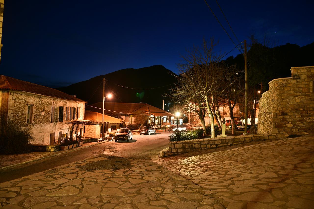 Hotel Archontiko Anyfanti Zatouna Luaran gambar